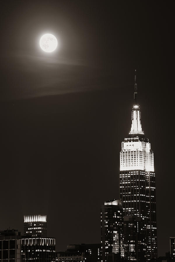 Moon Rise Manhattan #8 Photograph by Songquan Deng