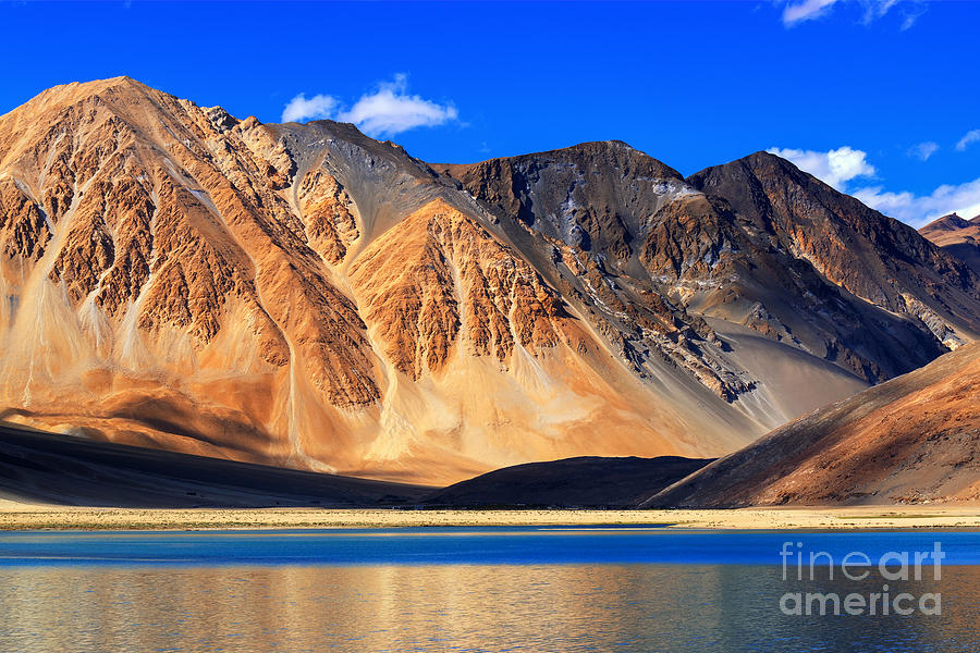 Mountains Pangong Tso Lake Leh Ladakh Jammu And Kashmir India ...