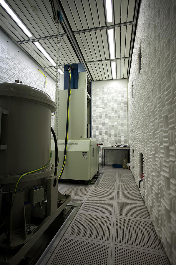 Microscope Photograph - Noise-free Labs by Ibm Research Microscope Photograph - Noise-free Labs by Ibm Research