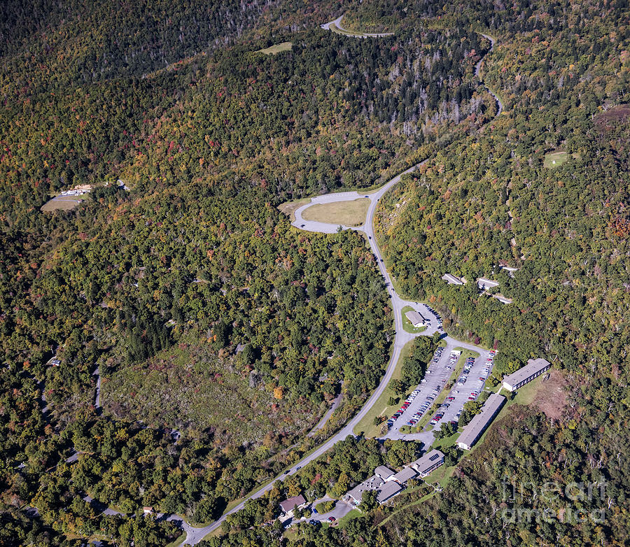 Pisgah Inn on the Blue Ridge Parkway Photograph by David Oppenheimer