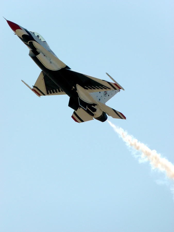 USAF Thunderbirds #8 Photograph by Jeff Lowe
