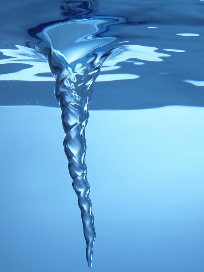 vortex-water2  Spirals in nature, Vortex water, Water art