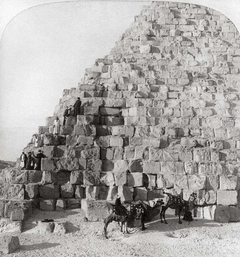 Egypt Cheops Pyramid Photograph by Granger - Fine Art America
