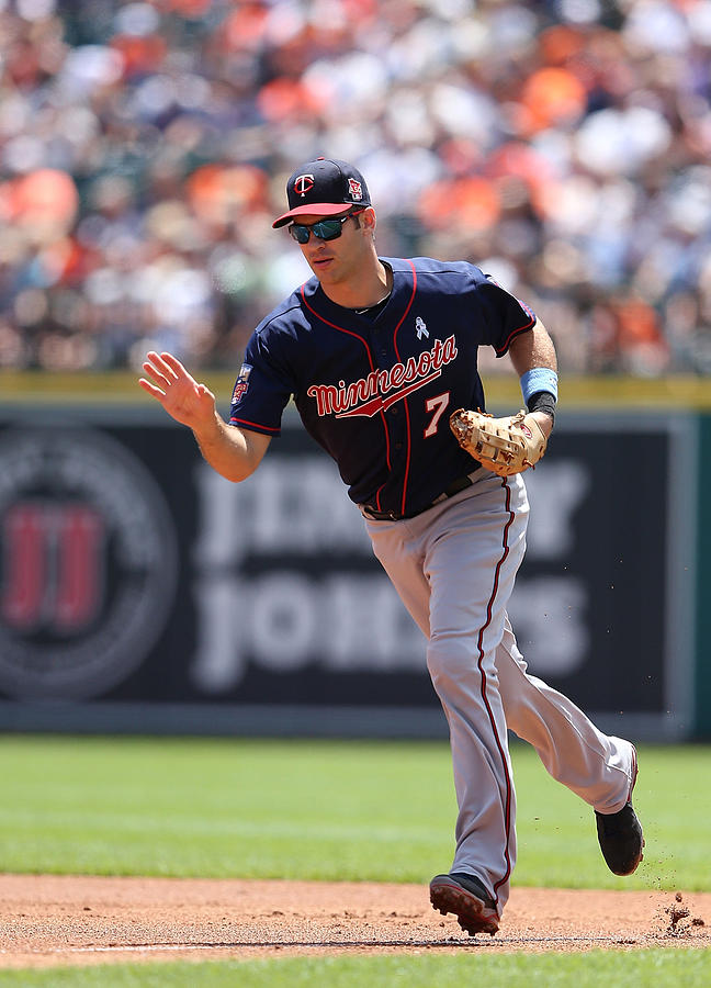 Minnesota Twins V Detroit Tigers Photograph by Leon Halip Minnesota Twins V Detroit Tigers Photograph by Leon Halip