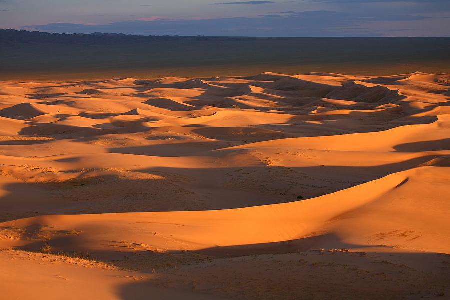 Sand Dunes In The Gobi Desert Photograph by David Santiago Garcia ...