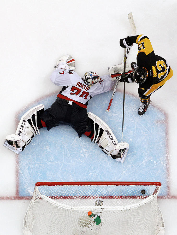 Braden Holtby Photograph - Washington Capitals V Pittsburgh #9 by Justin K. Aller
