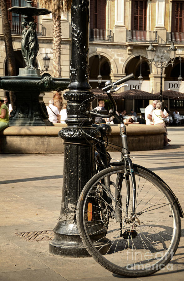 A bicycle at Plaza Real Photograph by RicardMN Photography