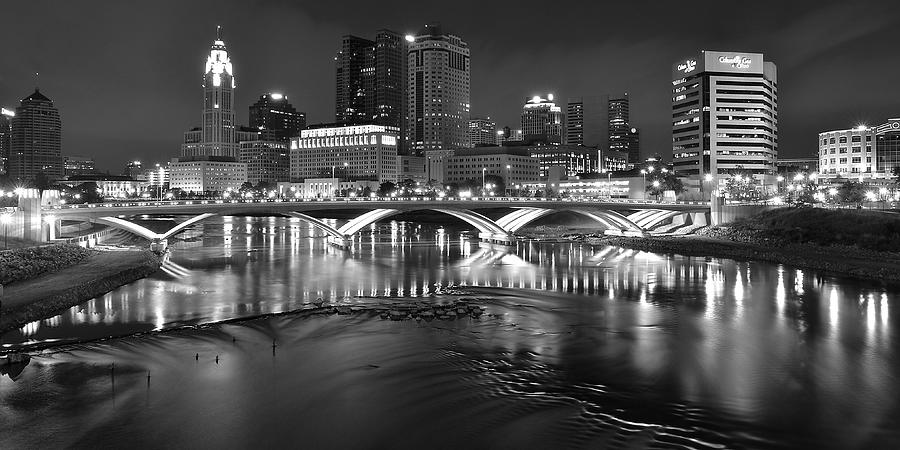 Columbus Photograph - A Columbus Night by Frozen in Time Fine Art Photography