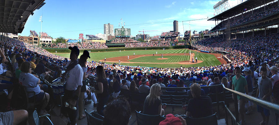A Great Day at Wrigley Field Photograph by Rod Seel