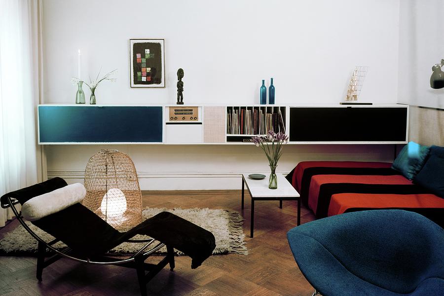 A Living Room With A Le Corbusier Chair Photograph by Herbert Matter