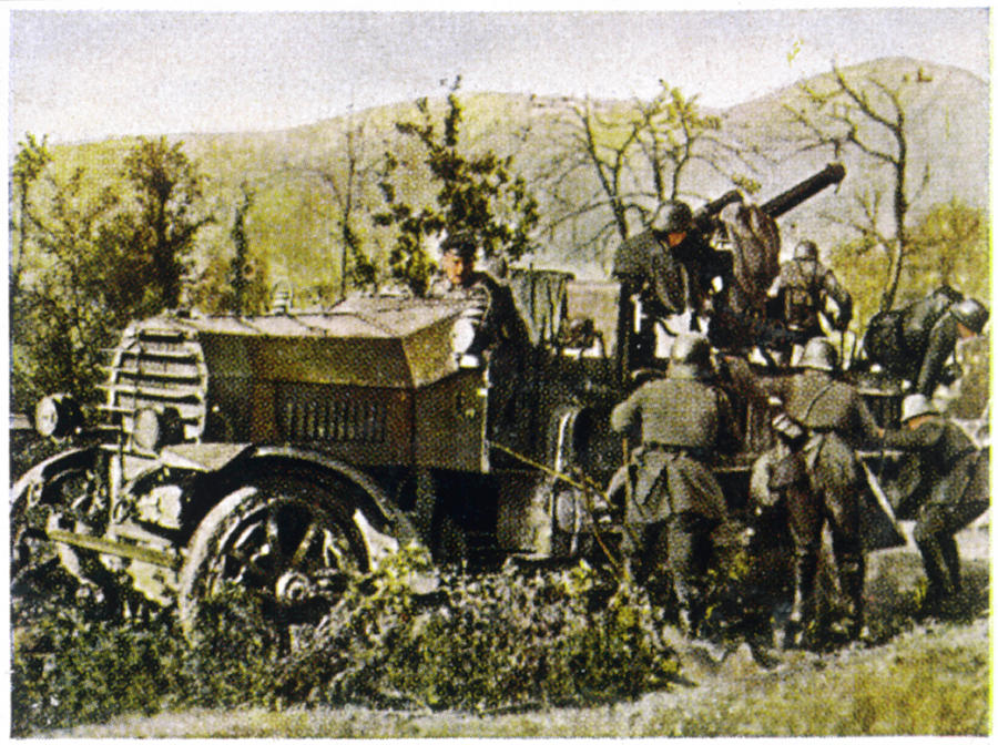 Ww1 Photograph - A Mobile German Anti-aircraft by Mary Evans Picture Library Ww1 Photograph - A Mobile German Anti-aircraft by Mary Evans Picture Library