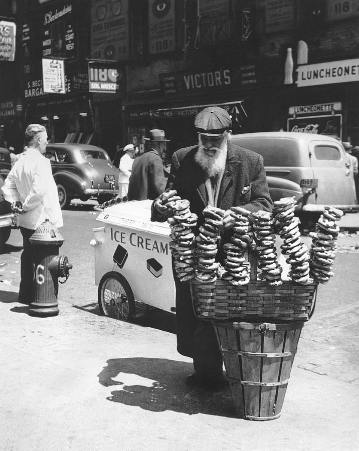 New York City Photograph - A Pretzel Vendor In New York by Underwood Archives