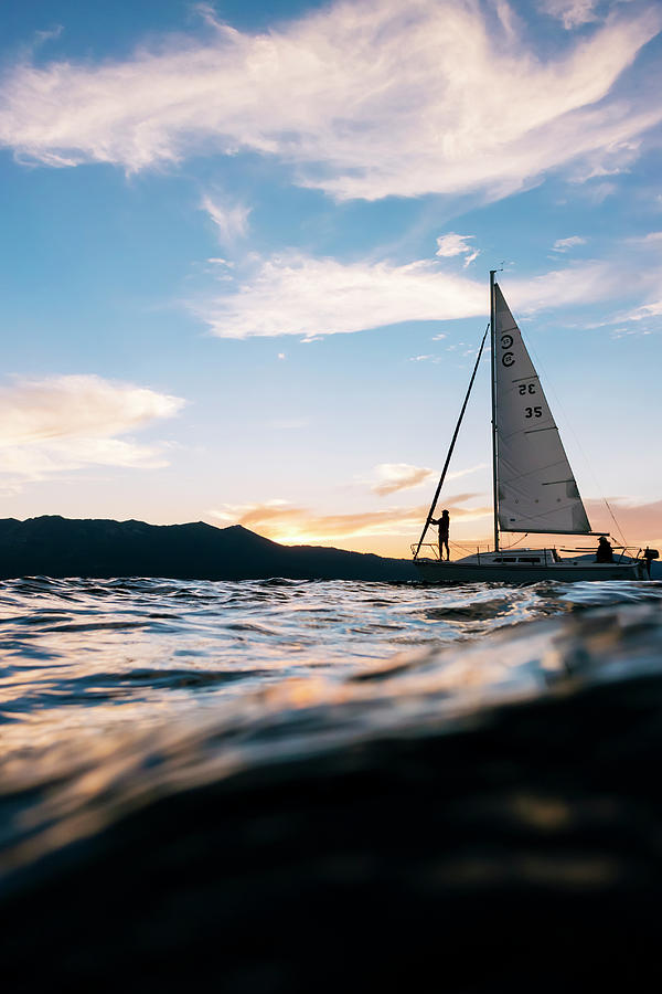sunset sailboat cruise lake tahoe