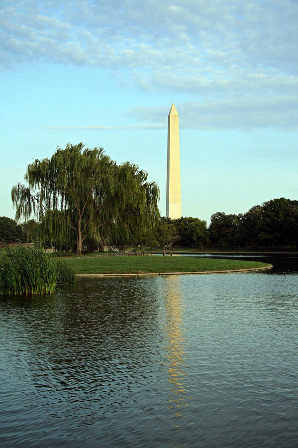 A Tranquil Washington Monument Photograph by Cora Wandel