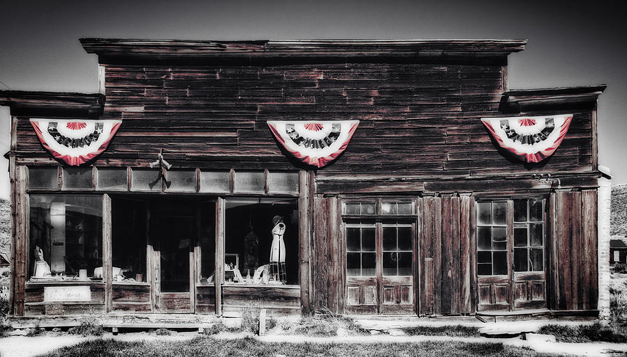 A Western General Store Photograph by Levin Rodriguez