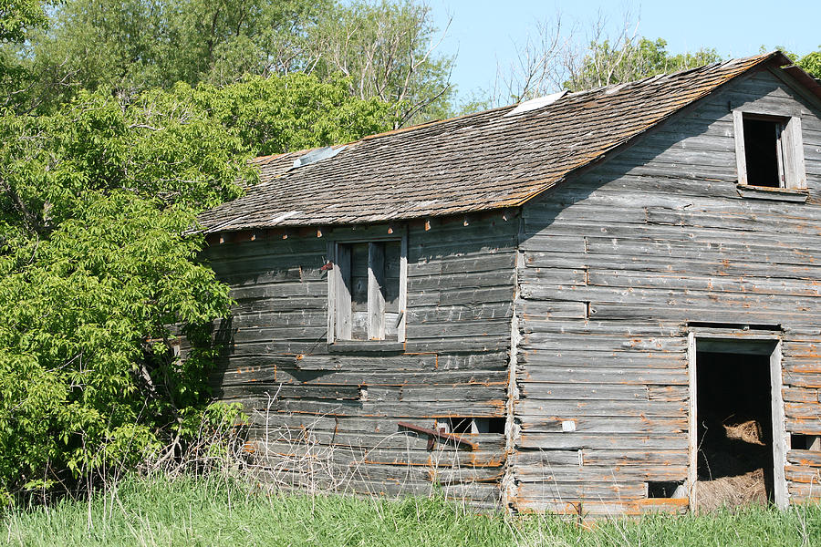 Abandoned Barn Falling to Ruin Photograph by Robert Hamm | Fine Art America