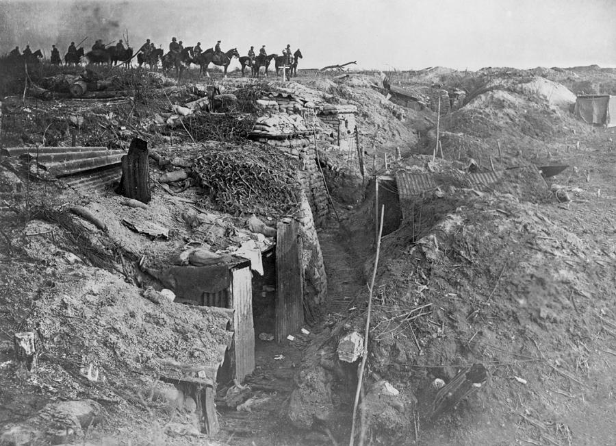 Abandoned British trench, World War I Photograph by Science Photo Library