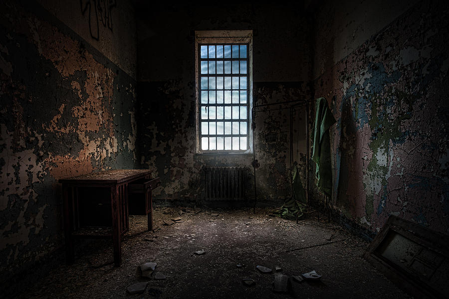 Abandoned Building - Old Room - Room with a desk Photograph by Gary Heller