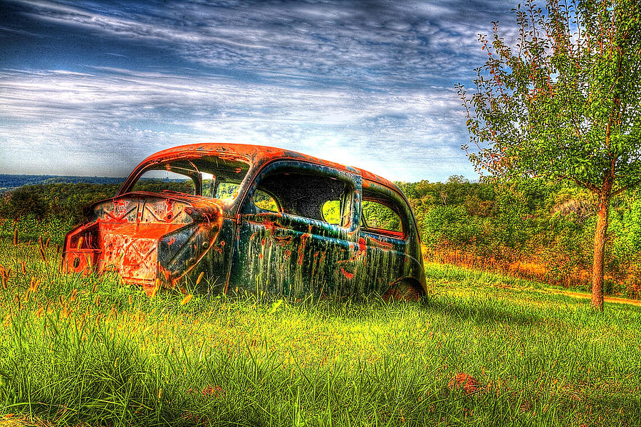Nature Photograph - Abandoned Car in Field by Roger Passman