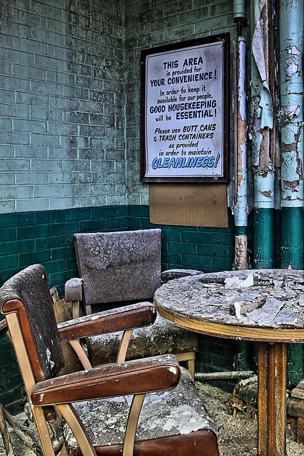 Abandoned Cleanliness Photograph by DJ Florek