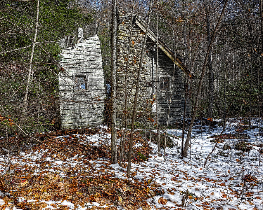 Abandoned Elkmont Cabin - old house Smoky Mountains Photograph by Rebecca Korpita