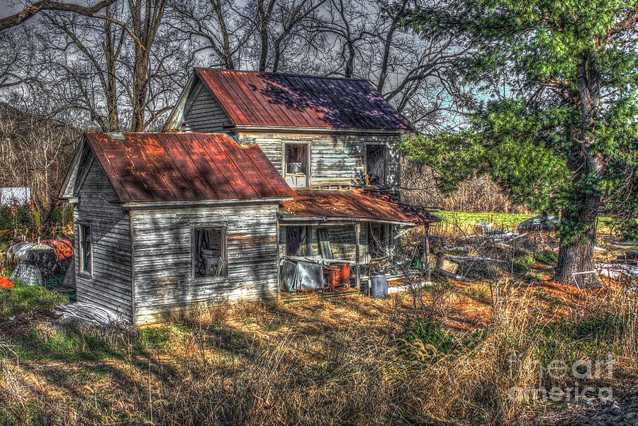 Abandoned Farmhouse Digital Art by Dan Stone