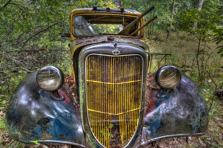 Abandoned Ford Photograph by Paul Freidlund