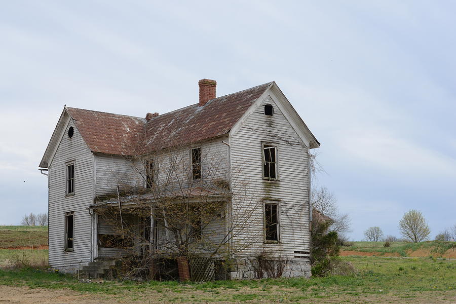 Abandoned in Virginia Photograph by Teresa Tilley