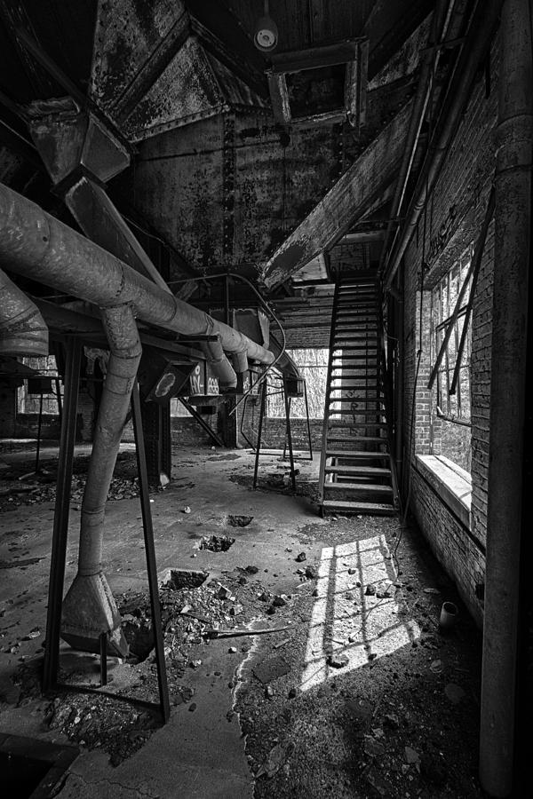 Chicago Photograph - Abandoned Stairs by Mike Burgquist