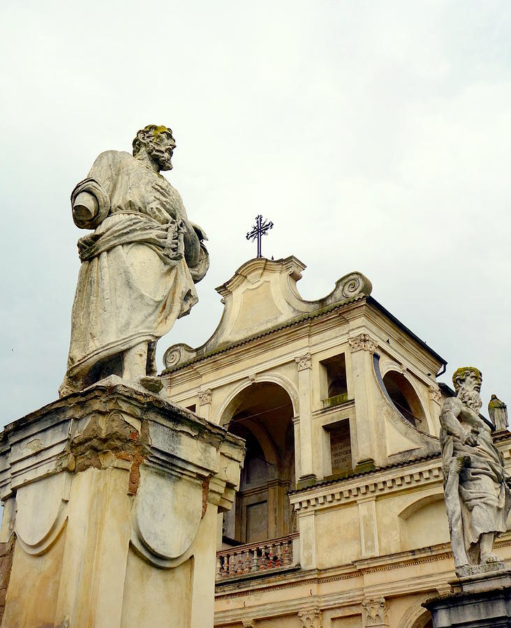 Clock Photograph - Abbey Statues by Valentino Visentini