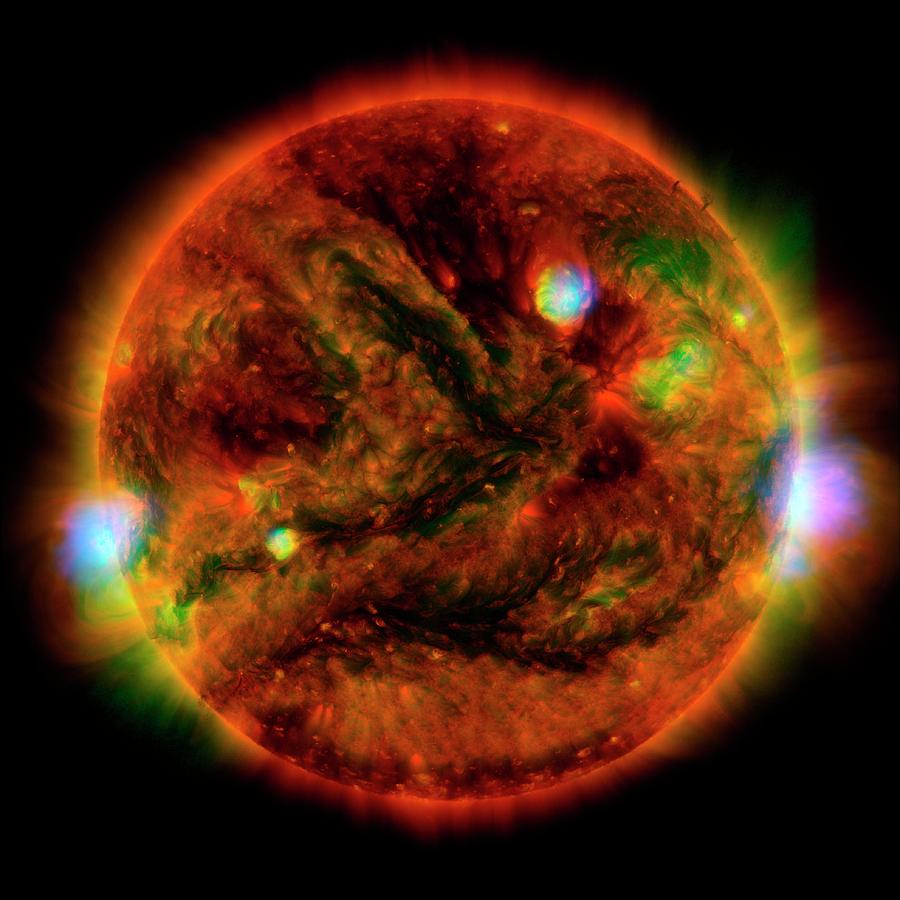 Active Sun Photograph by Nasa/jpl-caltech/gsfc/jaxa/science Photo Library