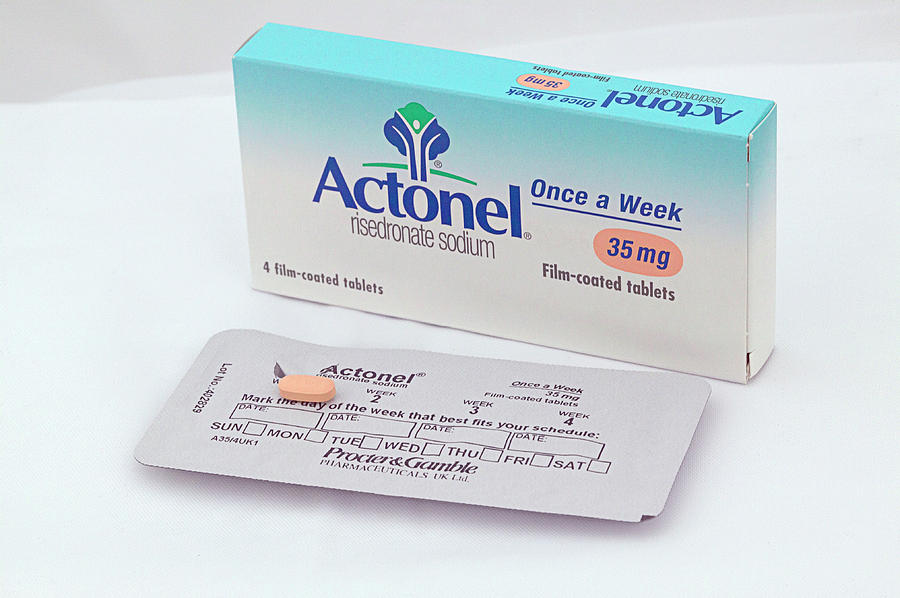 what is the drug actonel used for
