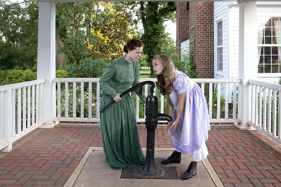 Hellen Photograph - Actors at the home of Helen Keller in Tuscumbia by Carol M Highsmith
