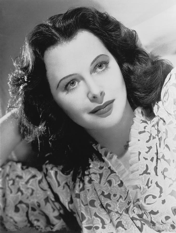 Hedy Lamarr Photograph - Actress Hedy Lamarr by Underwood Archives
