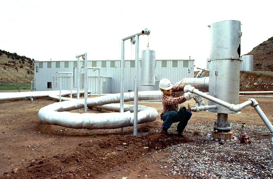 Adjusting Pipes At The Oil Shale Retorting Project Photograph by Us ...