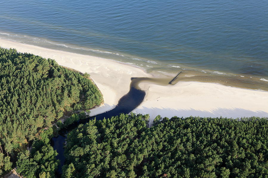 Aerial Photo Of The Beach Photograph by Dariuszpa