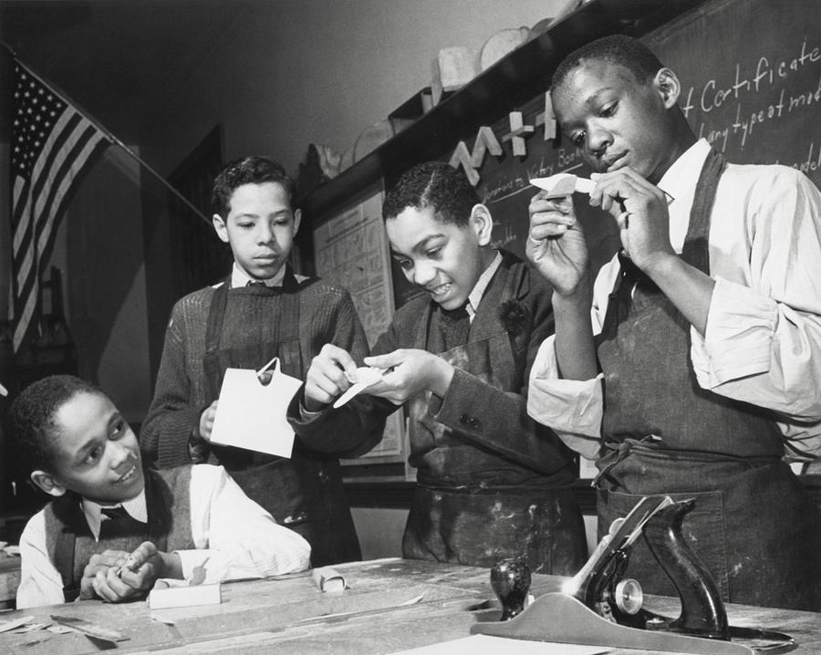 African American Students Making Model Photograph by Everett