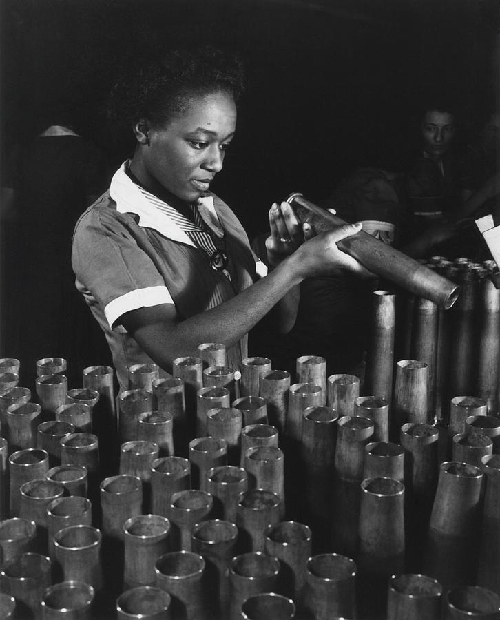 History Photograph - African American Young Woman Inspecting by Everett