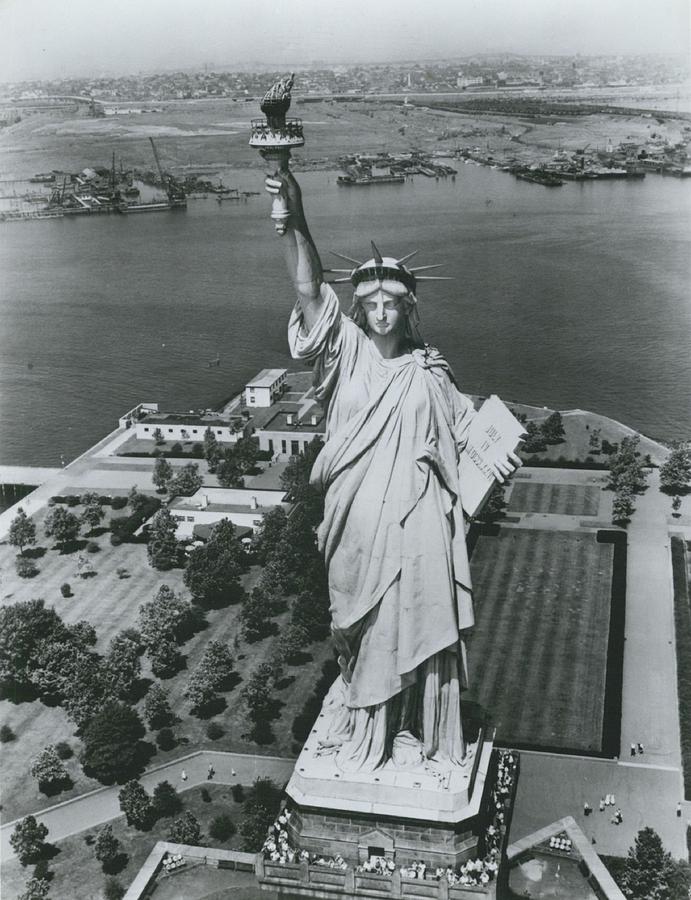 Statue Of Liberty Photograph - After 100 Years Statue Of Liberty In Need of Restoration by Retro Images Archive