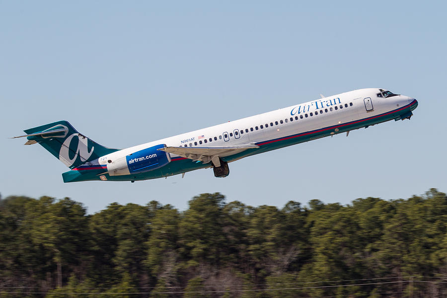 Air Tran B717-200 Photograph by Richard Jack-James Air Tran B717-200 Photograph by Richard Jack-James