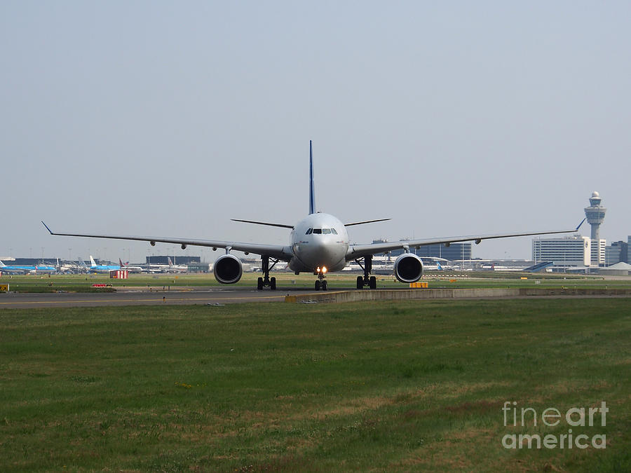 Air Transat Airbus A330 Photograph by Paul Fearn