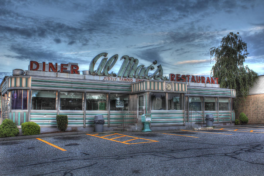 Fall River Photograph - Al Macs Diner by Andrew Pacheco