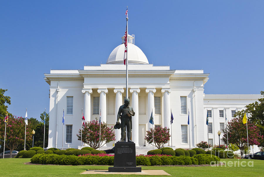 Alabama state capitol building Photograph by Ohad Shahar