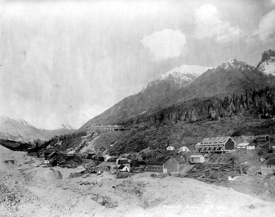 Alaska Kennecott, C1918 Photograph by Granger - Pixels