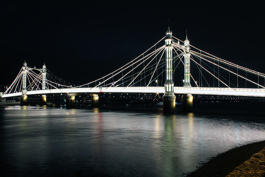 Albert Bridge By Night Photograph by Richard Gunn