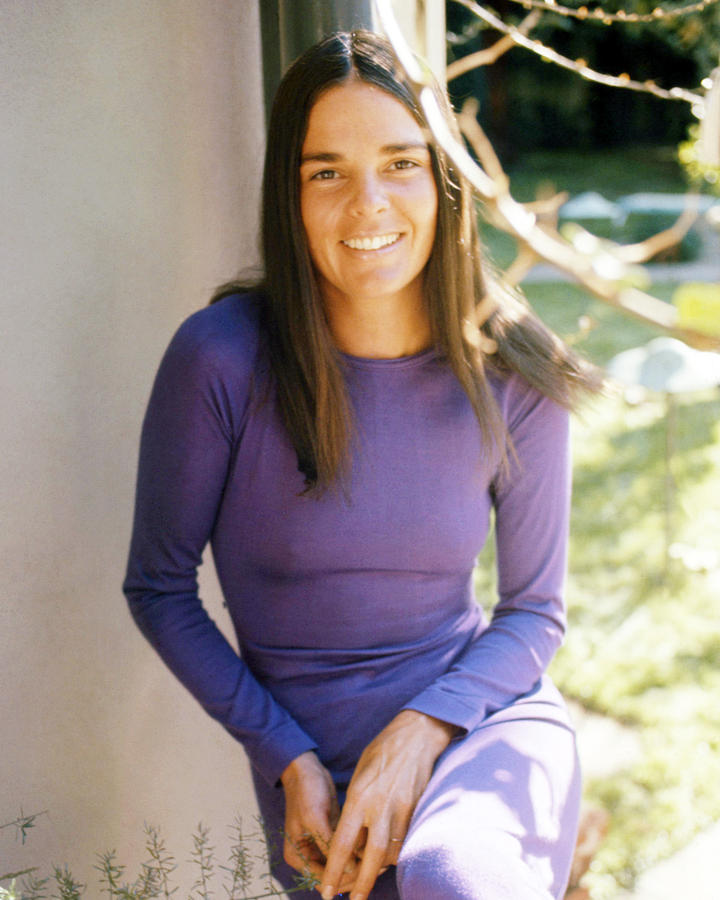 Ali MacGraw Photograph by Silver Screen.