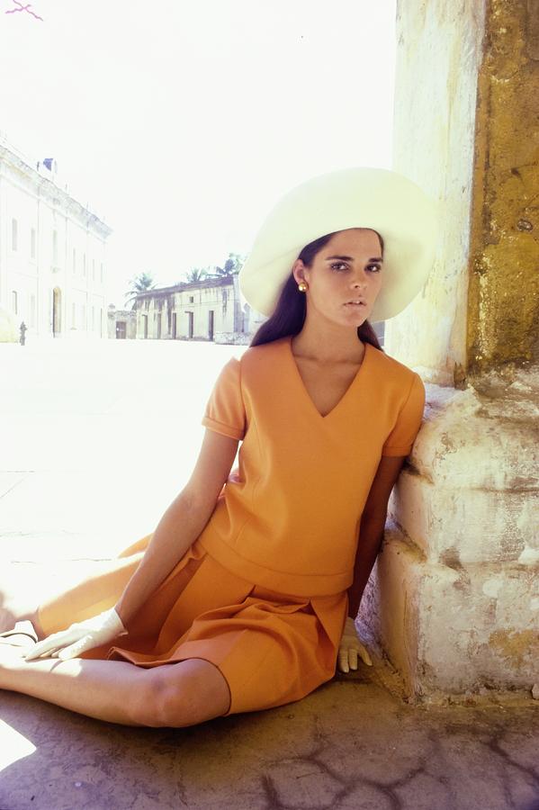 Ali Macgraw Wearing An Orange Suit Photograph by Sante Forlano