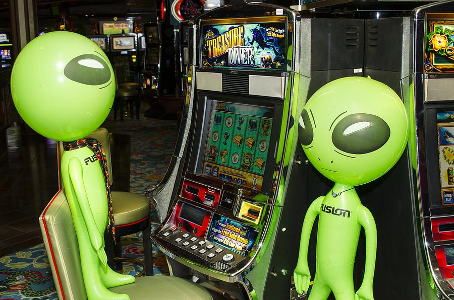 Alien Slot Play Photograph