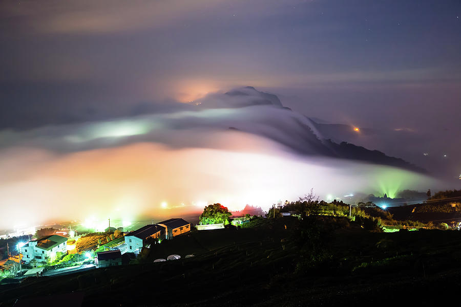 Alishan Mountain And Sea Of Clouds Photograph by Wan Ru Chen