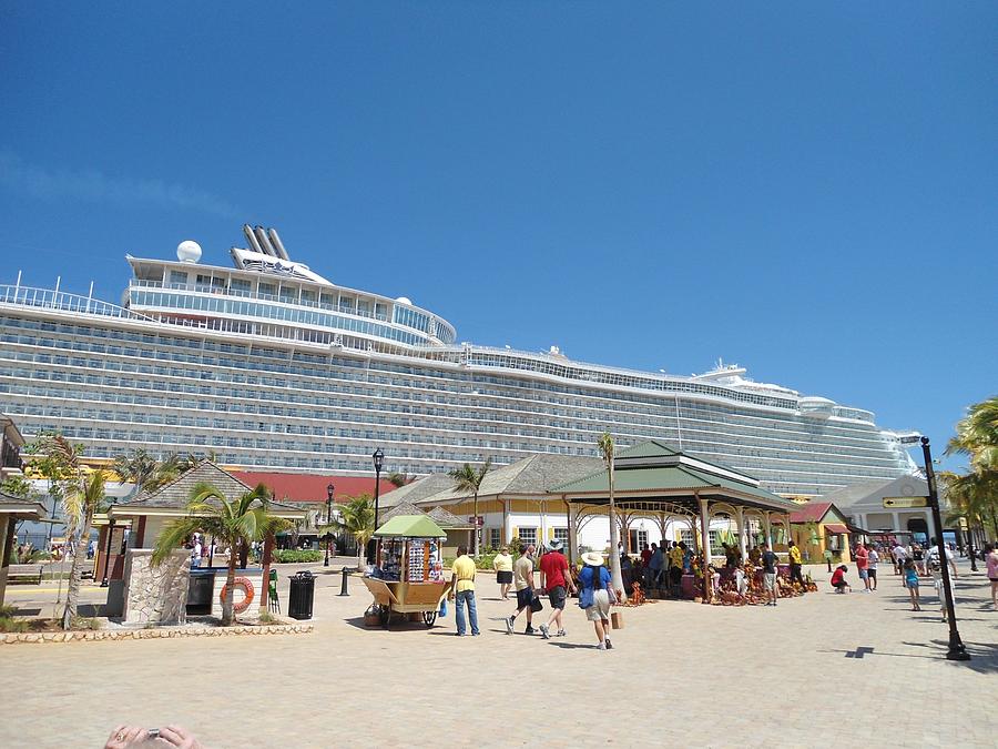 Allure of the Seas Cruise Ship Shopping Photograph by Duayne Furgason ...